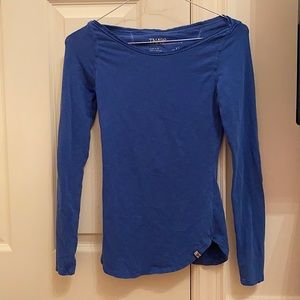 ⚡️VINTAGE ARITZIA LONG BLUE SLEEVE SHIRT⚡️